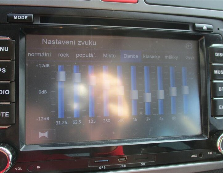 Volkswagen Tiguan SUV 2,0 l 81 kw