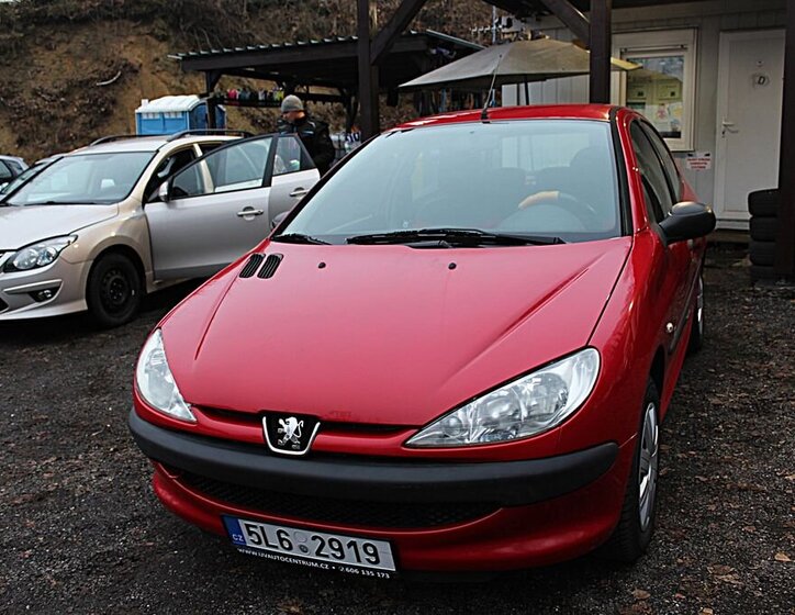 Peugeot 206 1