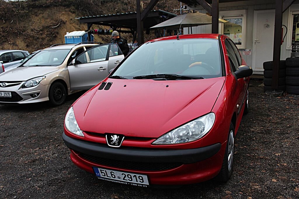Peugeot 206