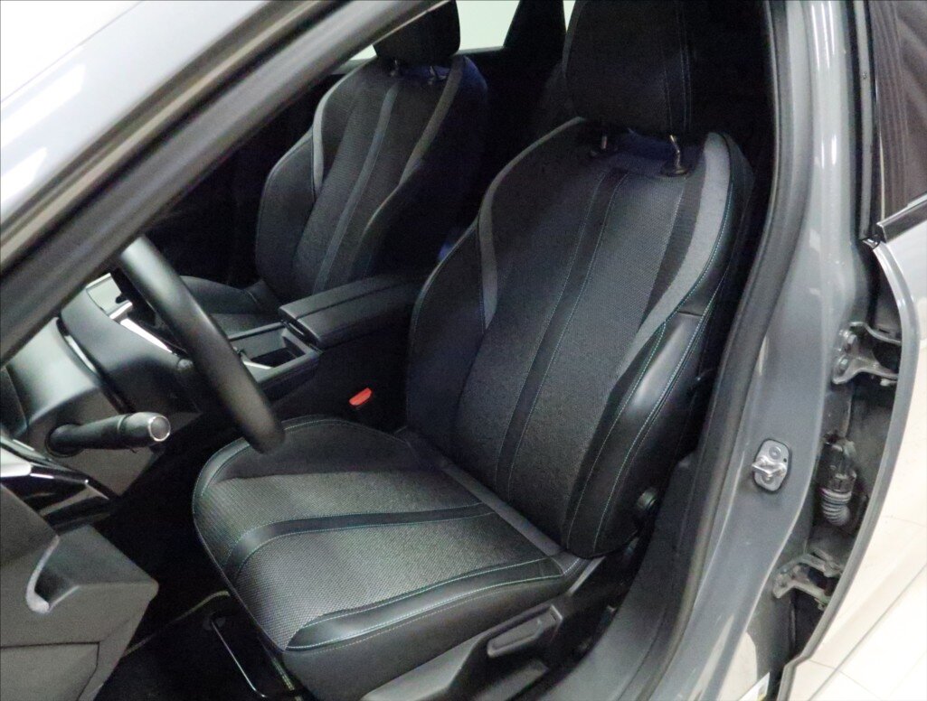 Peugeot 308 Kombi 1,2 l 96 kw