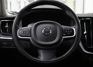 Volvo XC60 SUV / Terénní 2,0 l 184 kw