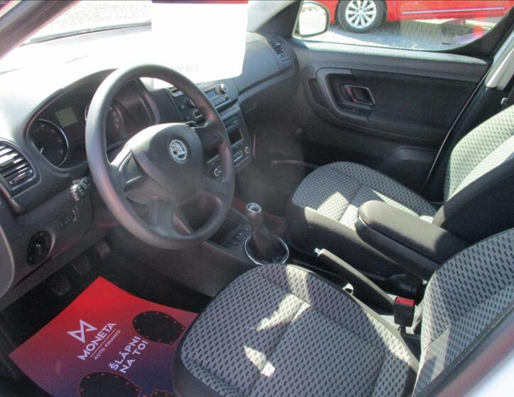 Škoda Roomster 17