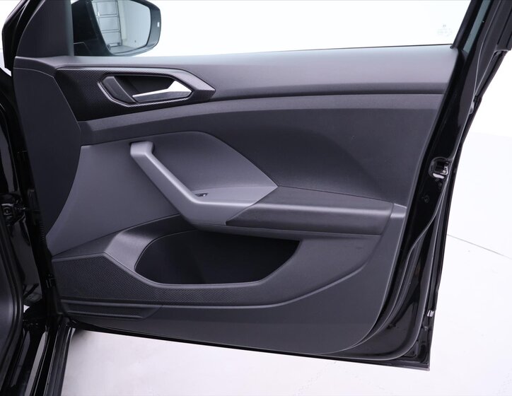 Volkswagen T-Cross SUV / Terénní 999,0 70 kw