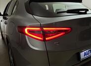 Alfa Romeo Stelvio 44