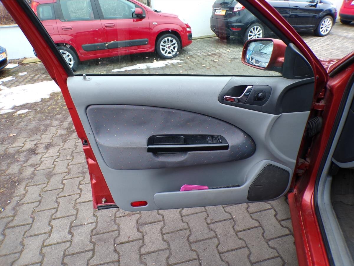 Škoda Octavia Liftback 1,6 l 75 kw