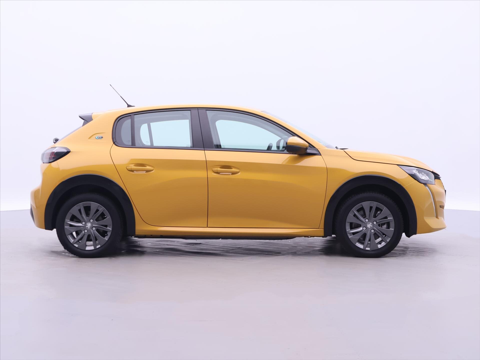 Peugeot 208 Hatchback 0,0 100 kw