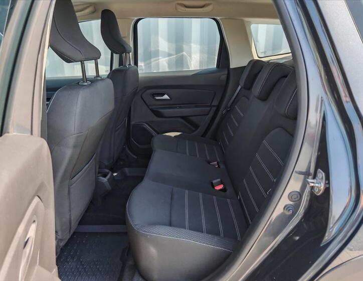 Dacia Duster 4
