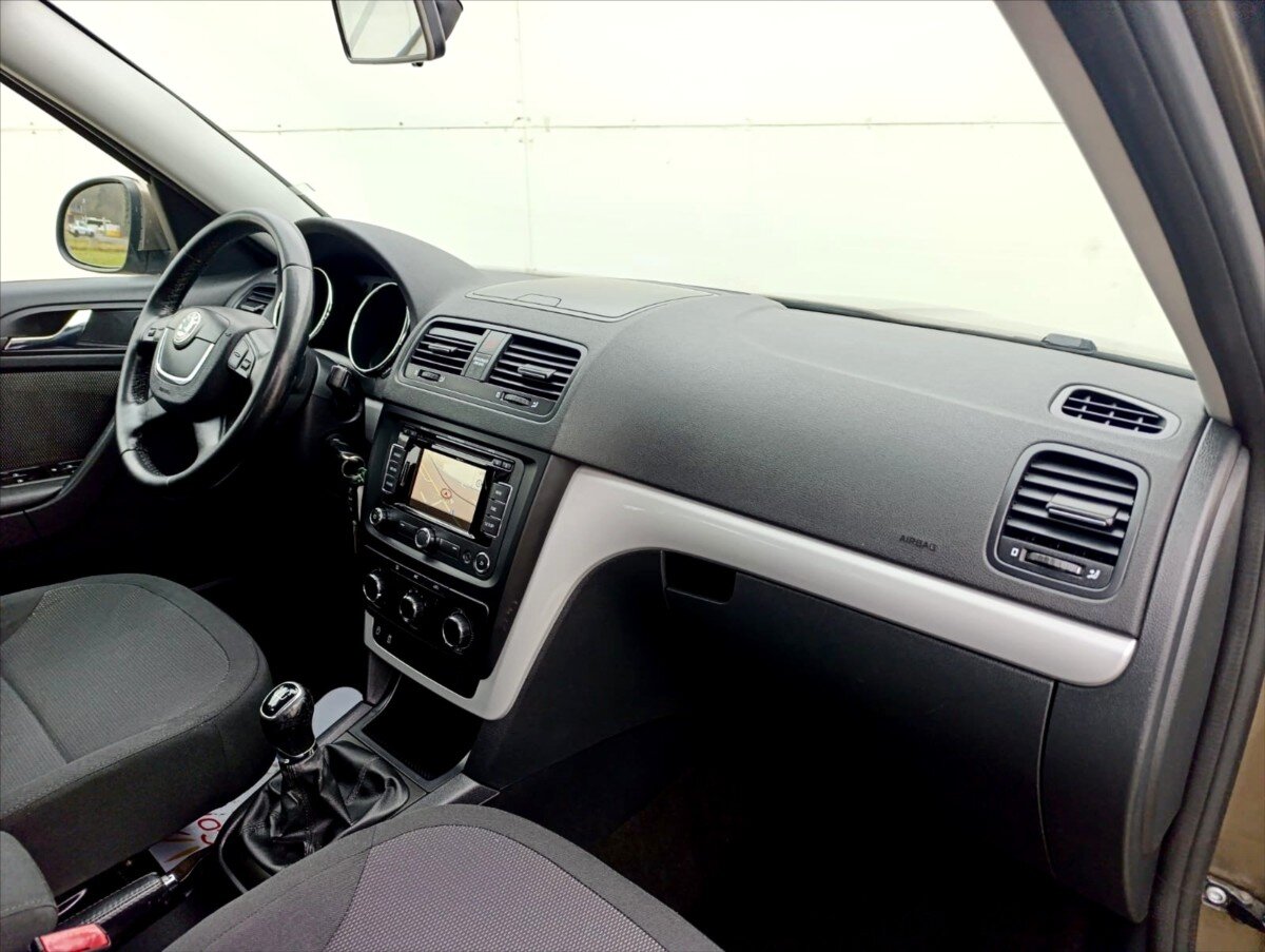 Škoda Yeti SUV / Terénní 1,6 l 77 kw