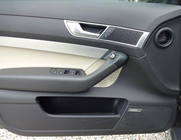 Audi A6 Allroad Kombi 3,0 l 176 kw