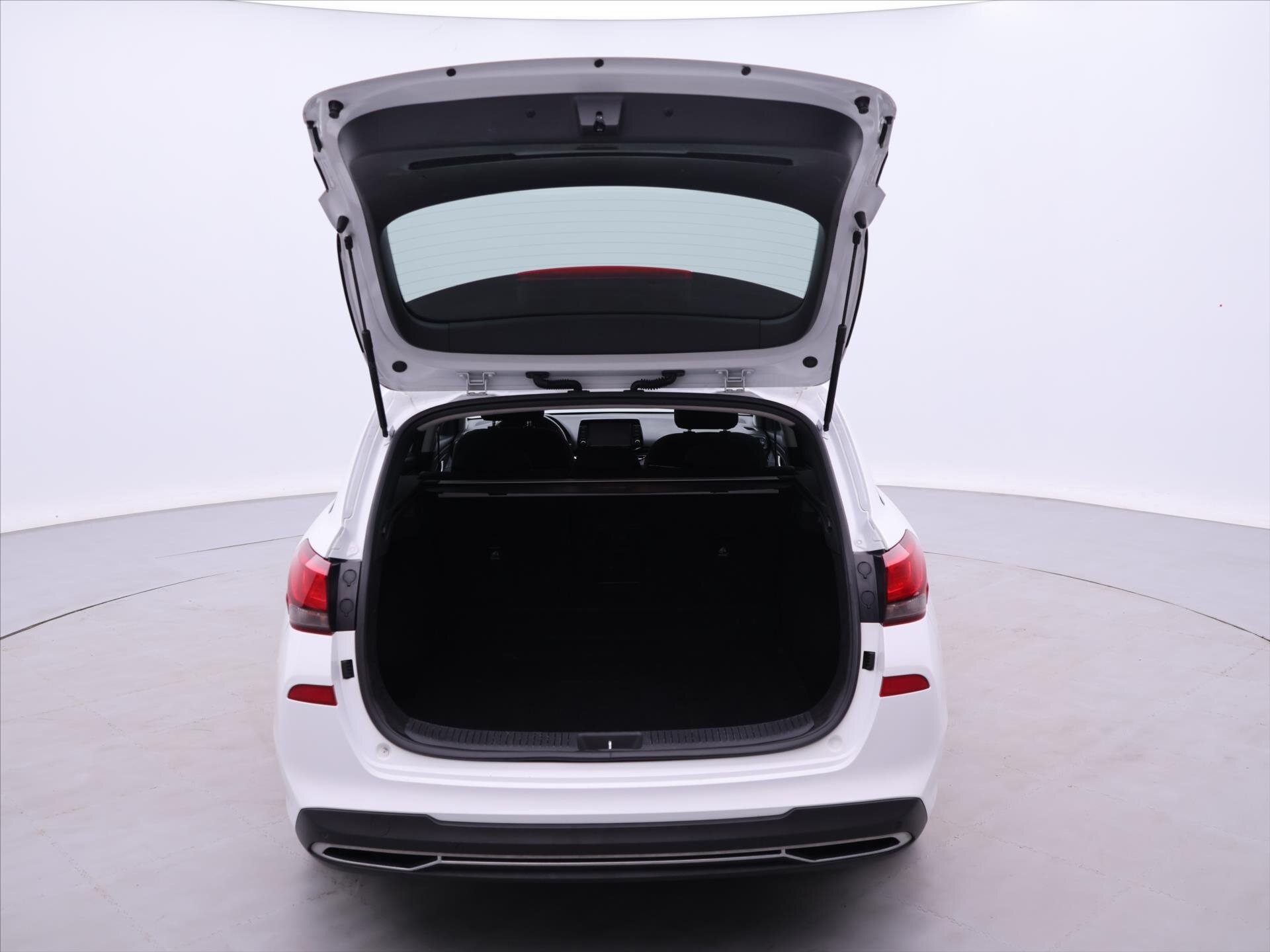 Hyundai i30 Kombi 1,6 l 85 kw