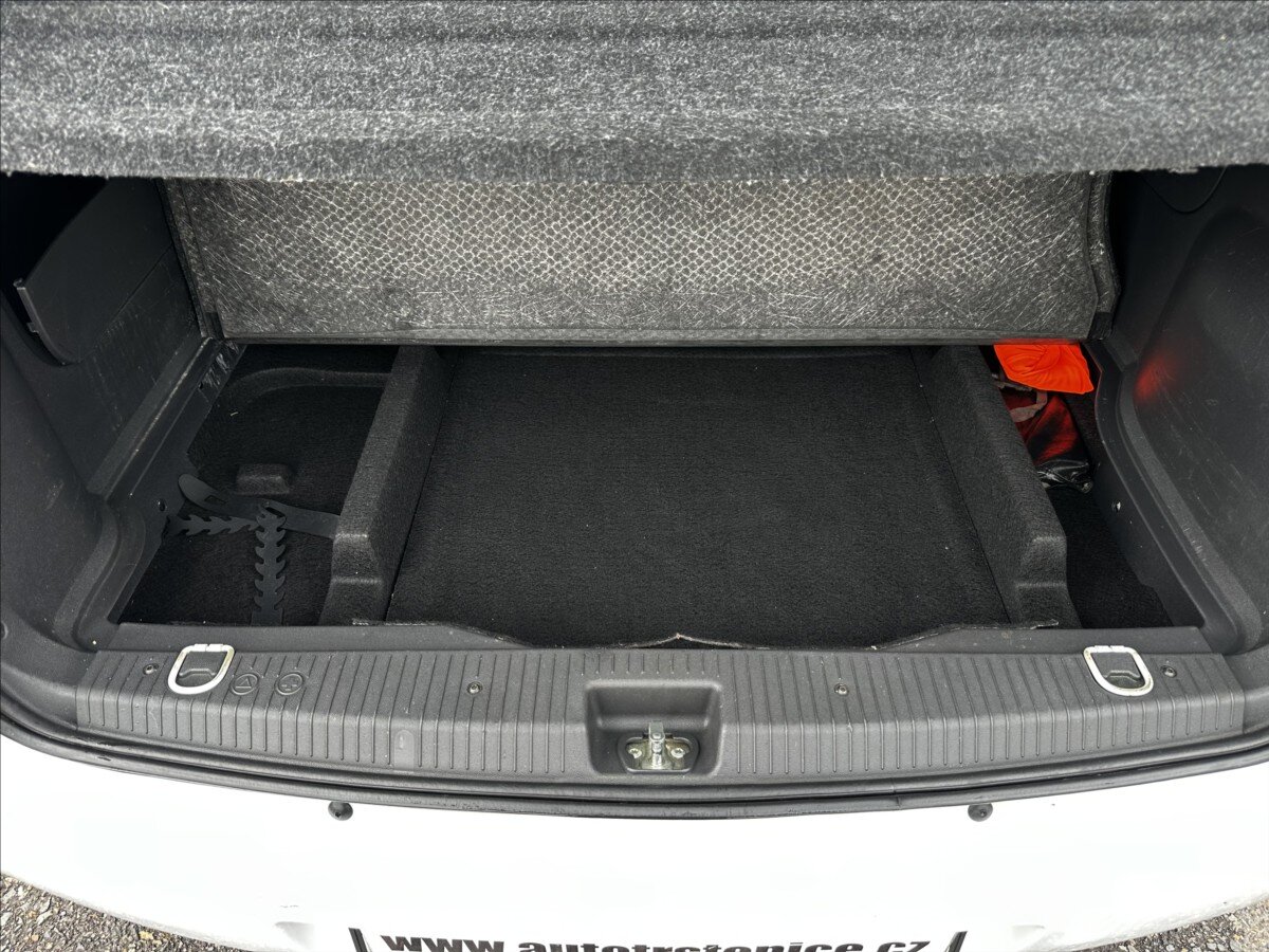 Opel Meriva MPV 1,6 l 77 kw