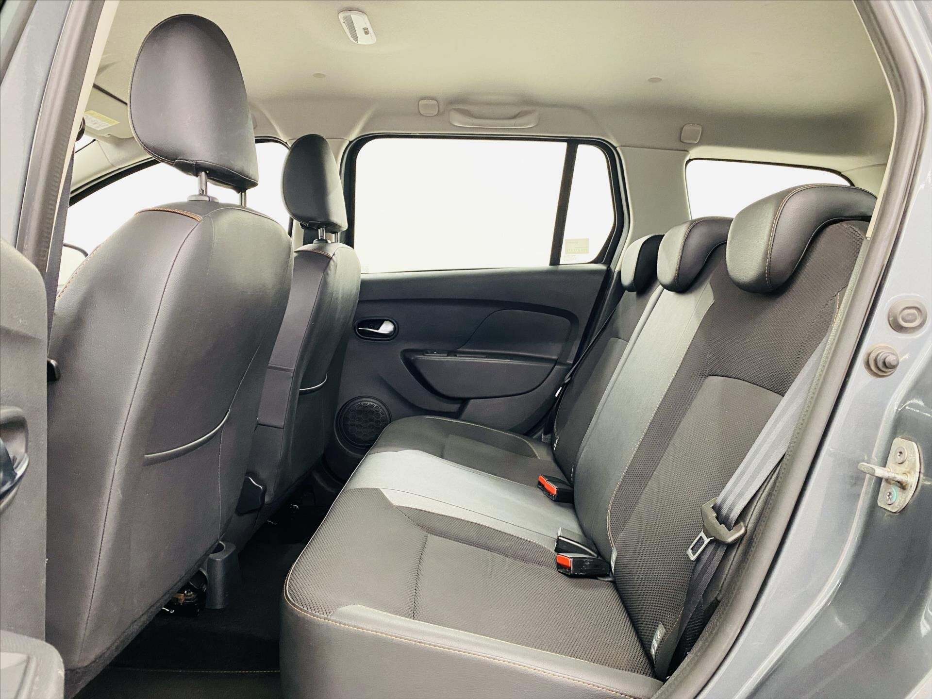 Dacia Logan Kombi 898,0 66 kw