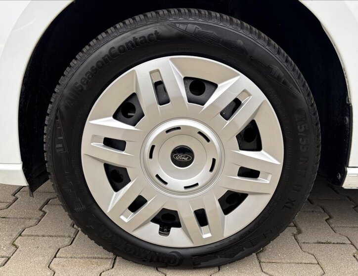 Ford Transit Connect Skříň 1,5 l 110 kw