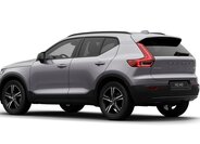 Volvo XC40 SUV / Terénní 2,0 l 120 kw
