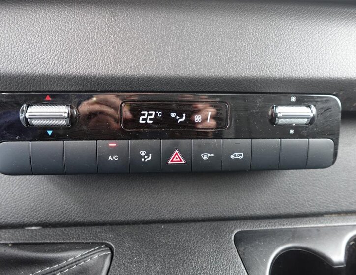 Mercedes-Benz Sprinter Valník 2,0 l 125 kw