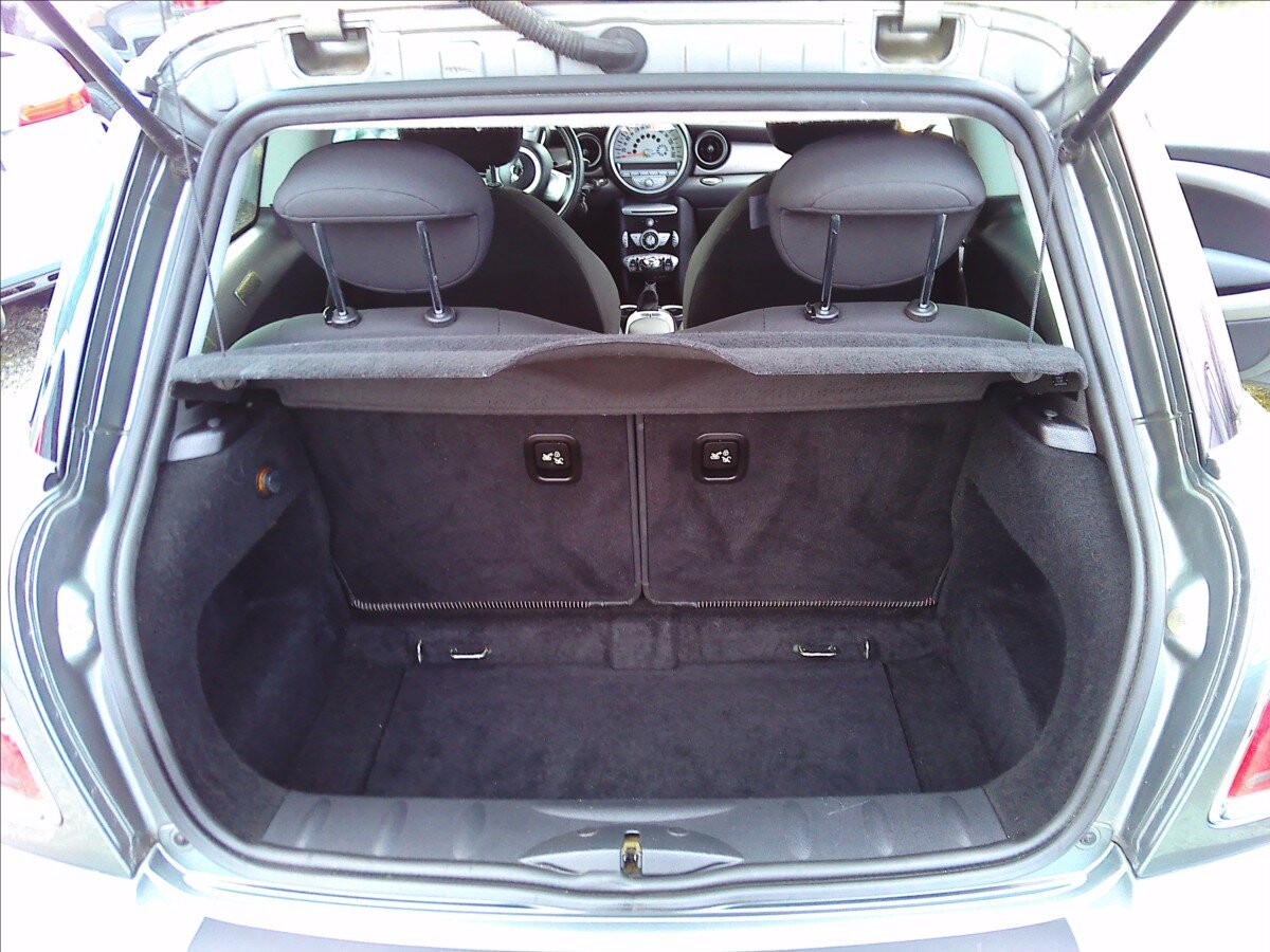 Mini Cooper Hatchback 1,6 l 90 kw