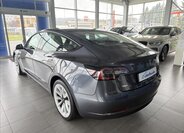 Tesla Model 3 Sedan / Limuzína 0,0 366 kw
