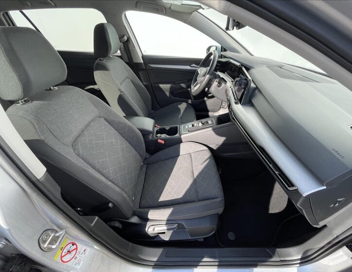 Volkswagen Golf Kombi 1,5 l 110 kw