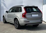 Volvo XC90 SUV / Terénní 2,0 l 335 kw