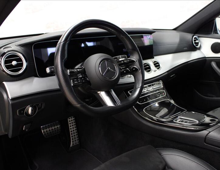 Mercedes-Benz Třídy E 10