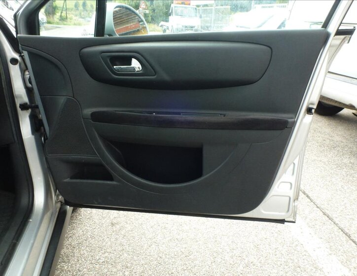 Citroën C4 Sedan / Limuzína 1,6 l 80 kw