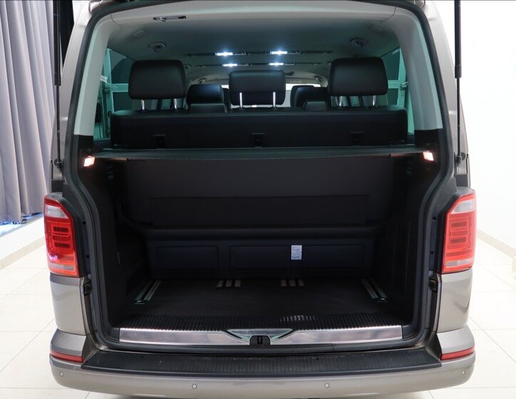 Volkswagen Multivan VAN / Minibus 2,0 l 150 kw