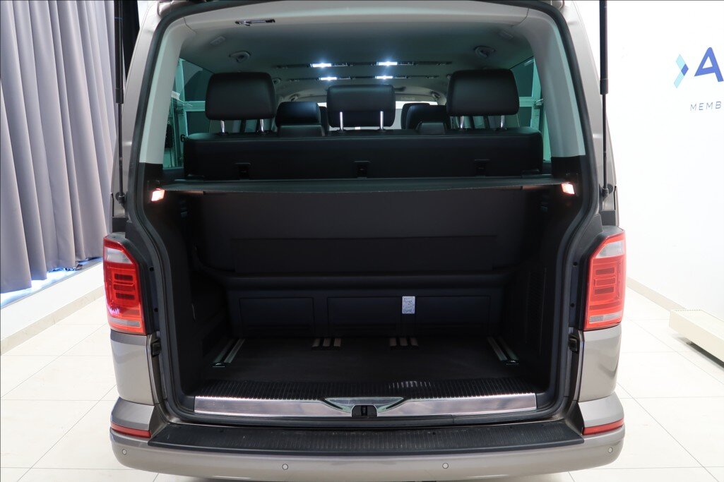 Volkswagen Multivan VAN / Minibus 2,0 l 150 kw