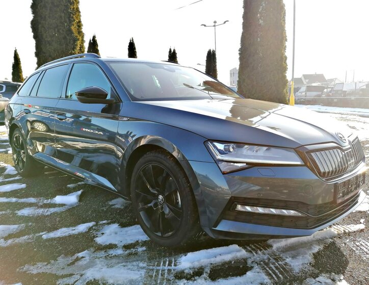 Škoda Superb Kombi 1,4 l 160 kw