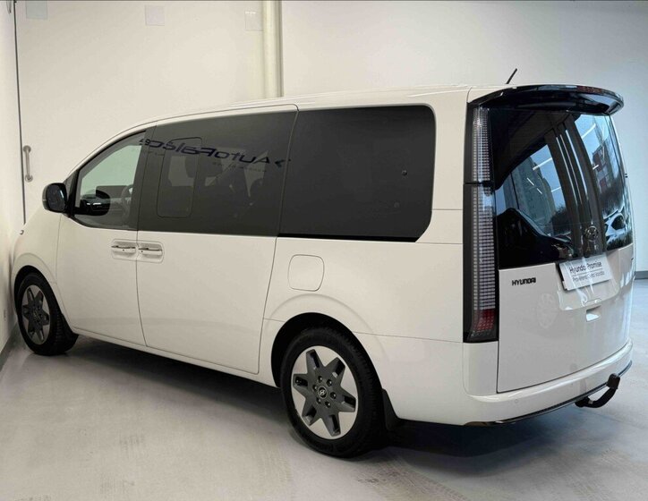 Hyundai Staria MPV 2,2 l 130 kw