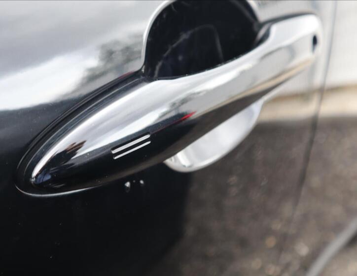 Toyota Corolla Cross 24