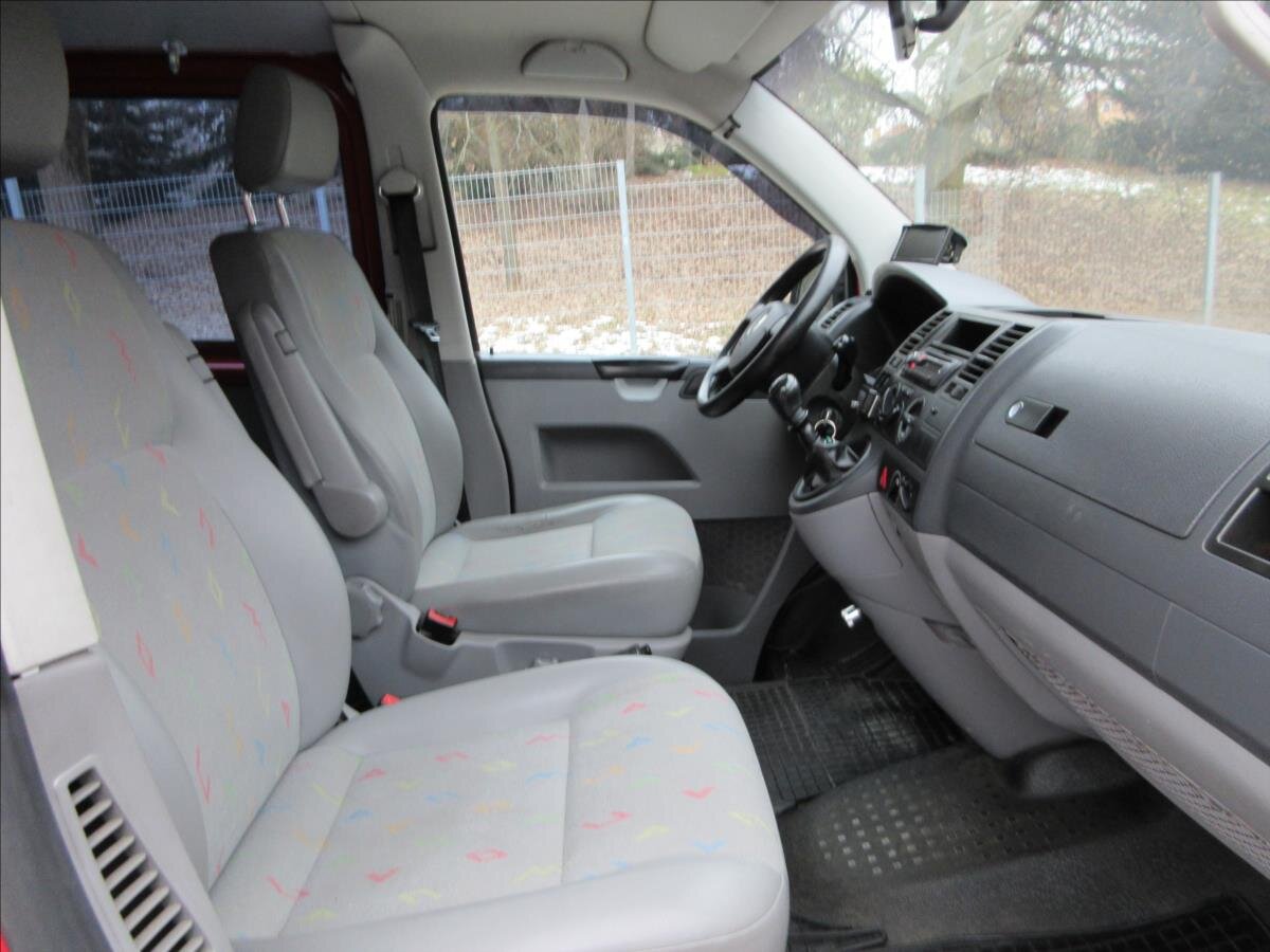 Volkswagen Transporter Ostatní 2,5 l 96 kw