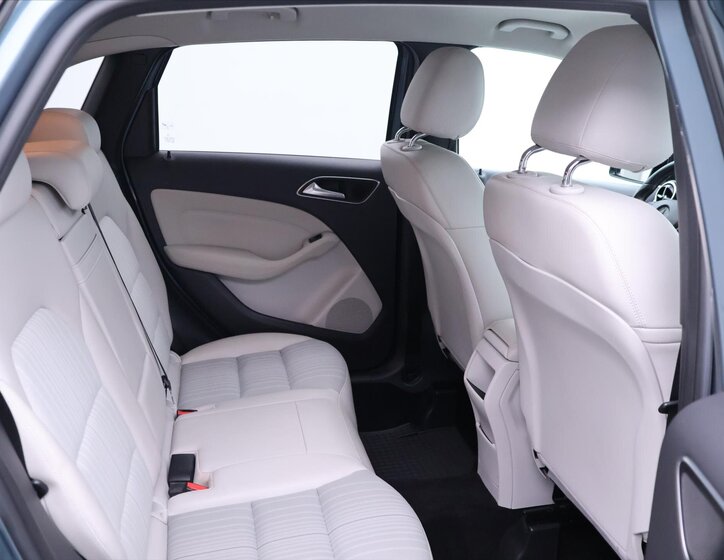 Mercedes-Benz Třídy B Hatchback 1,8 l 80 kw