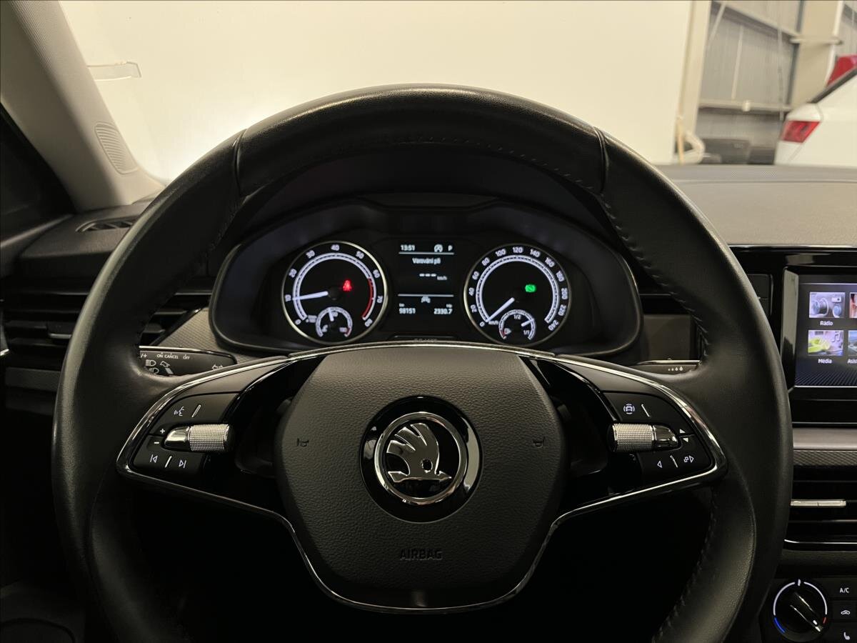 Škoda Kamiq SUV 999,0 81 kw