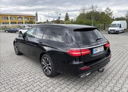 Mercedes-Benz Třídy E Kombi 2,0 l 143 kw