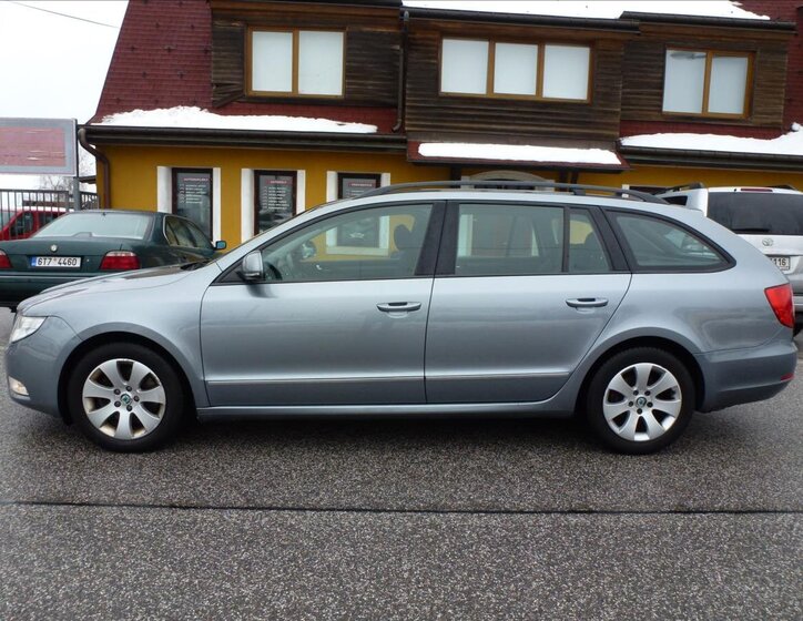 Škoda Superb Kombi 1,6 l 77 kw