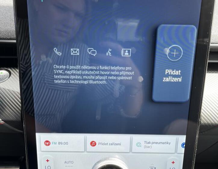 Ford Mustang Mach-E 31