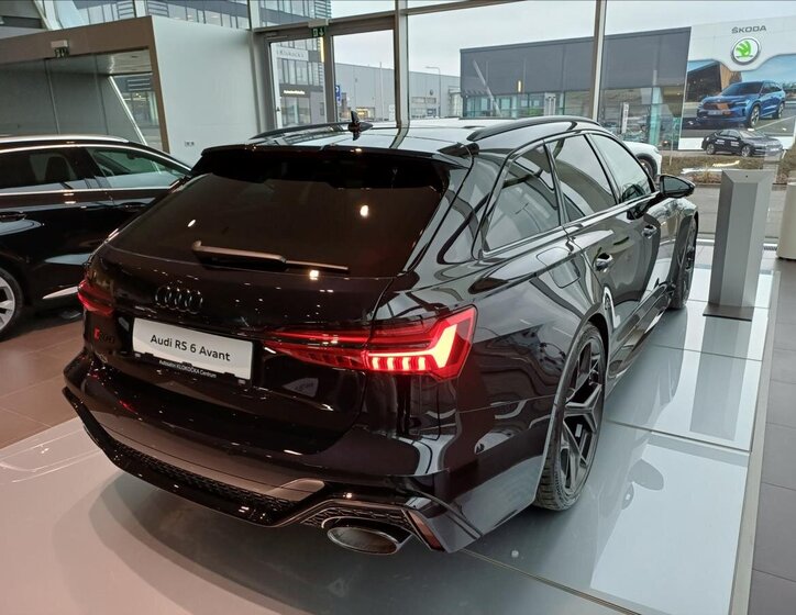 Audi RS 6 Kombi 4,0 l 463 kw