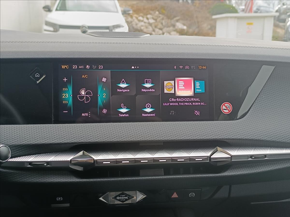 DS Automobiles DS4 Hatchback 1,6 l 133 kw