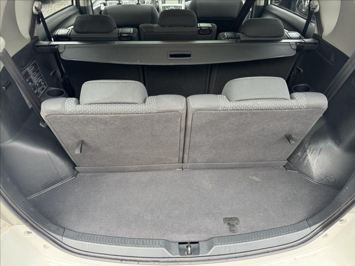 Toyota Verso MPV 2,0 l 91 kw