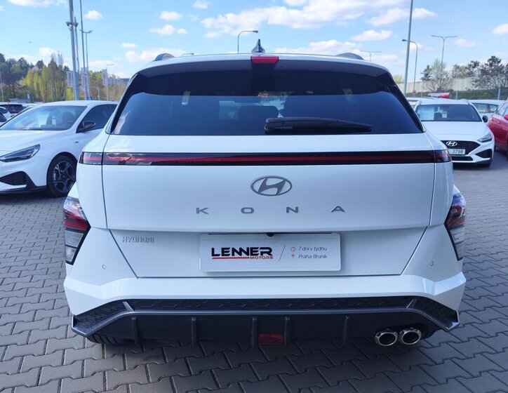 Hyundai Kona SUV / Terénní 1,6 l 145 kw