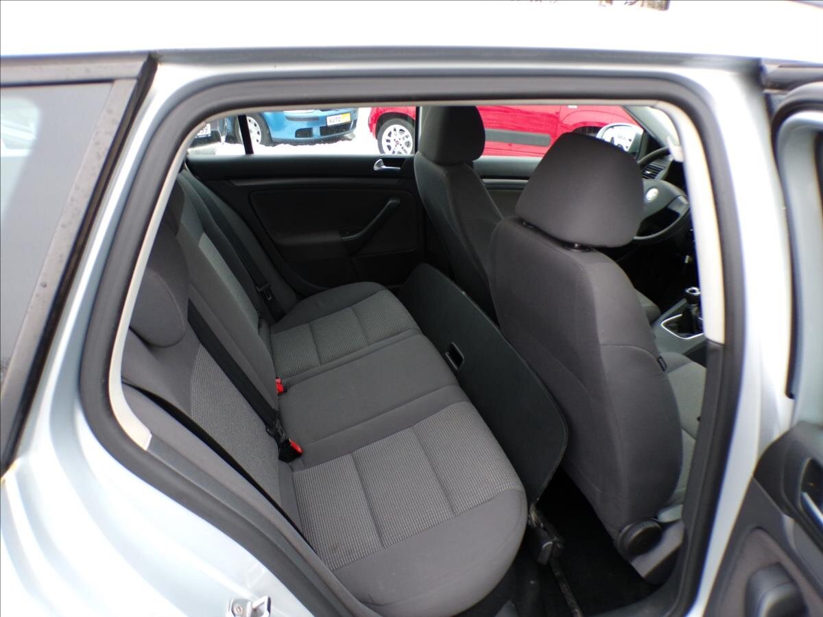 Volkswagen Golf Kombi 1,9 l 77 kw