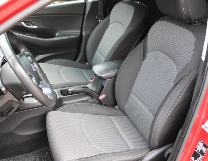 Hyundai i30 Kombi 998,0 88 kw