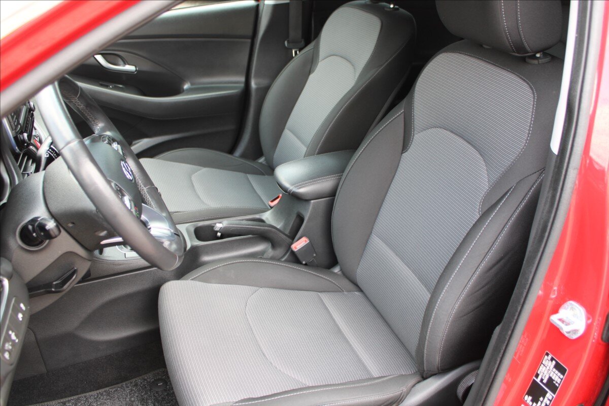 Hyundai i30 Kombi 998,0 88 kw