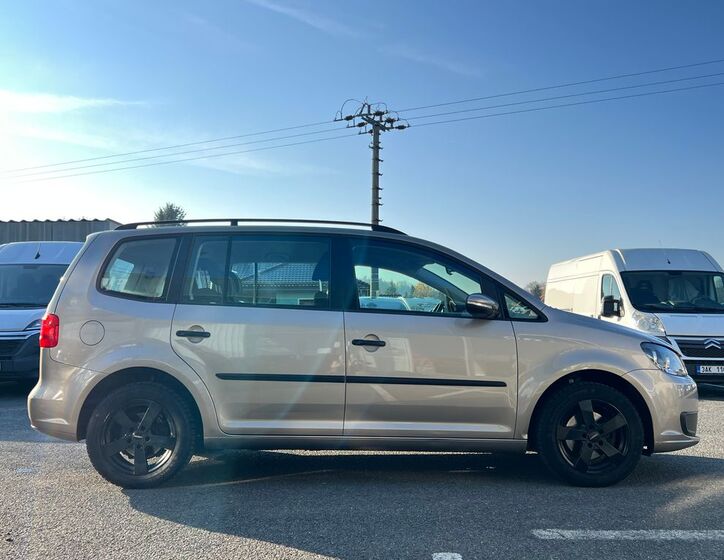 Volkswagen Touran 15