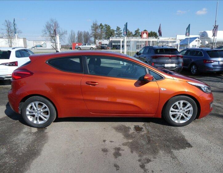 KIA Ceed Hatchback 1,6 l 996 kw