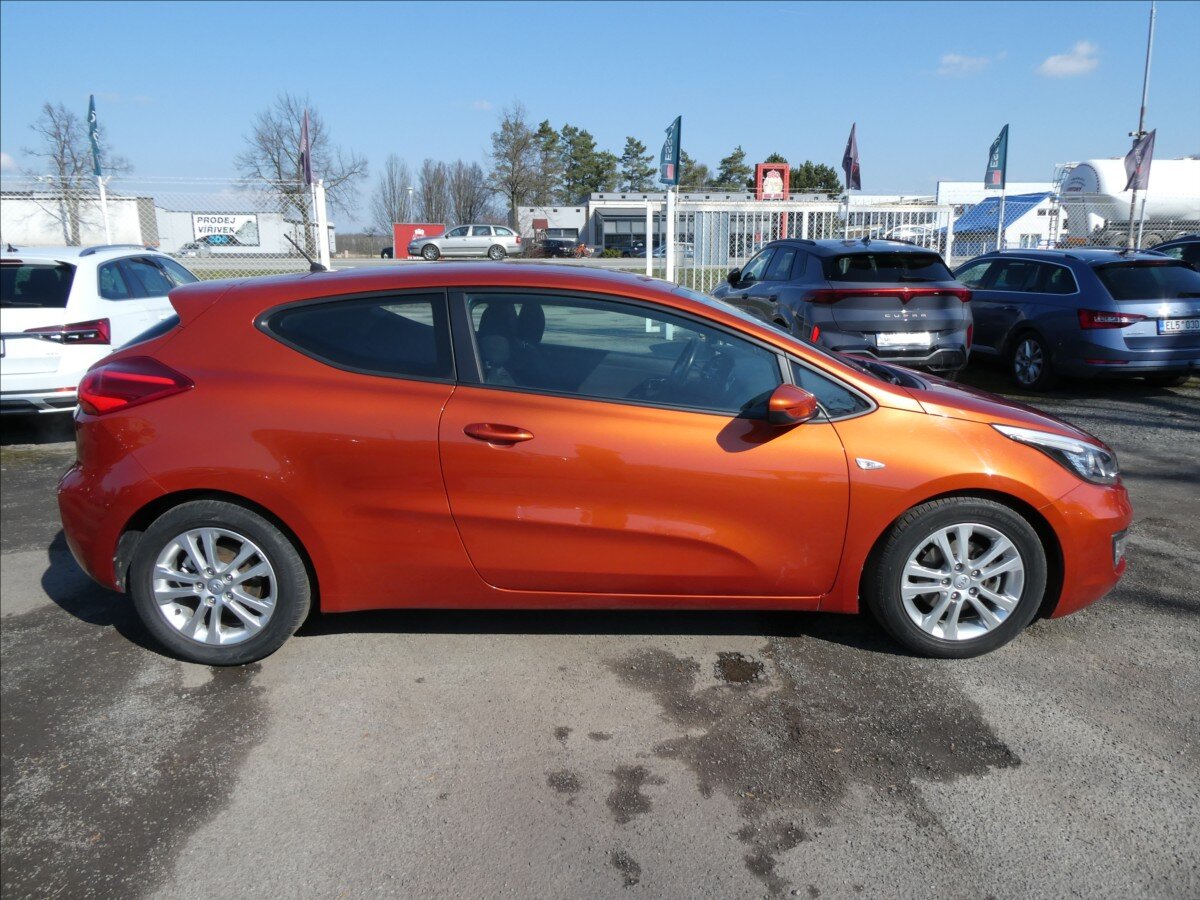 KIA Ceed Hatchback 1,6 l 996 kw