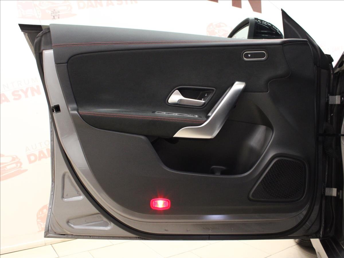 Mercedes-Benz CLA Kombi 2,0 l 140 kw