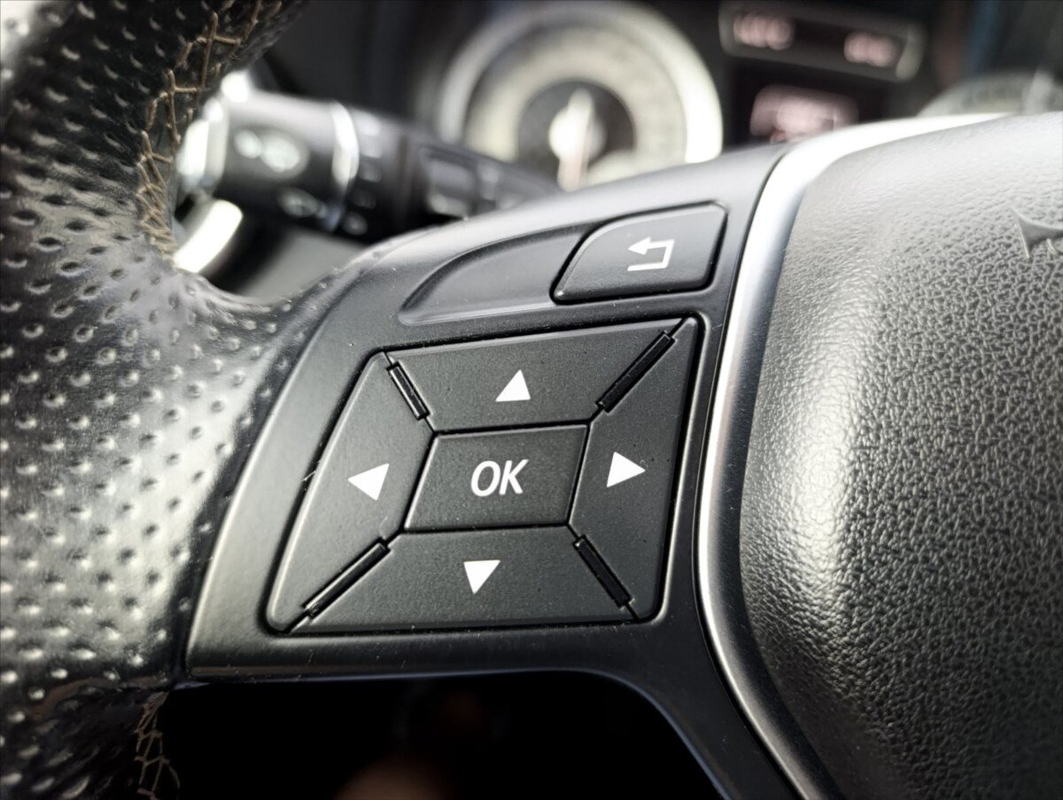 Mercedes-Benz Třídy A Kombi 1,5 l 80 kw