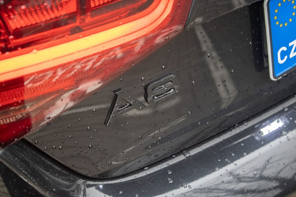 Audi A8 Sedan 3,0 l 184 kw