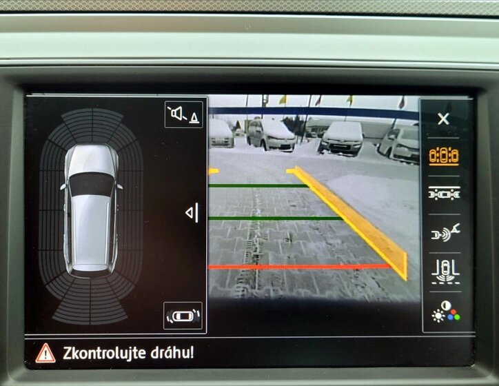 Volkswagen Passat Kombi 1,6 l 88 kw